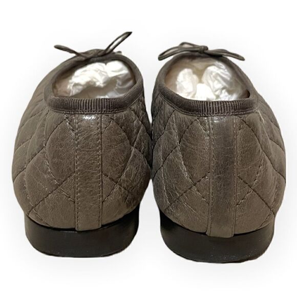 CHANEL Crumpled Calfskin/Patent Quilted CC Cap Toe Ballerina Flats |Size:38| - Picture 9 of 13